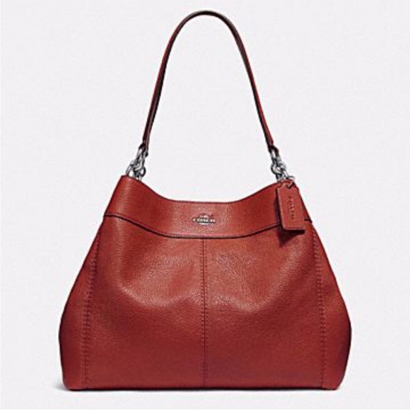 Coach Handbags - Gorgeous Coach Pebbled Leather Bag Purse In EUC